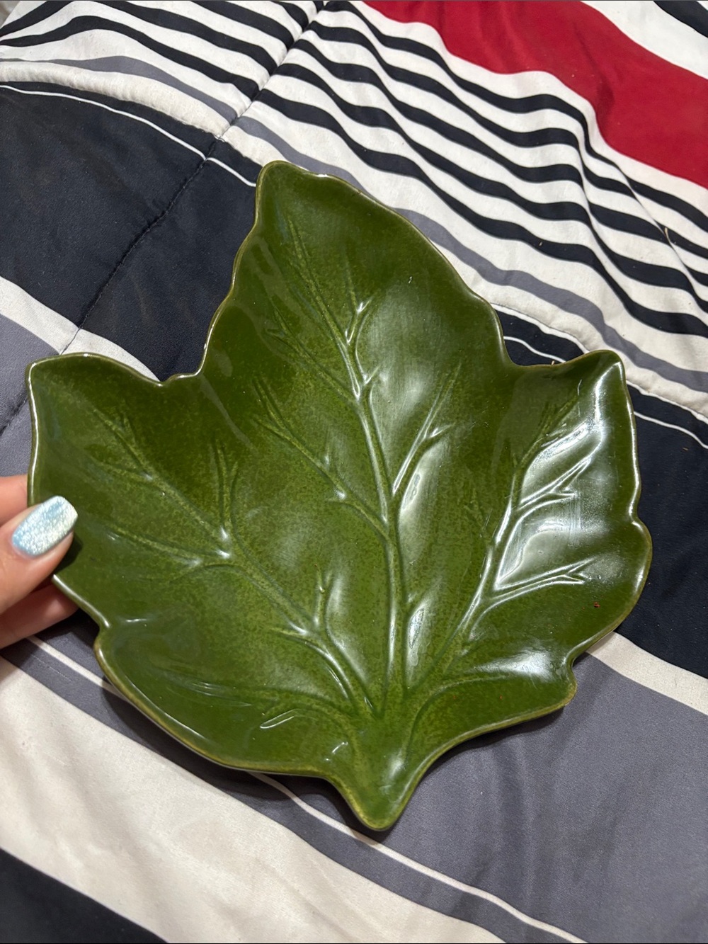 Pottery Barn Harvest Leaf Green Plate